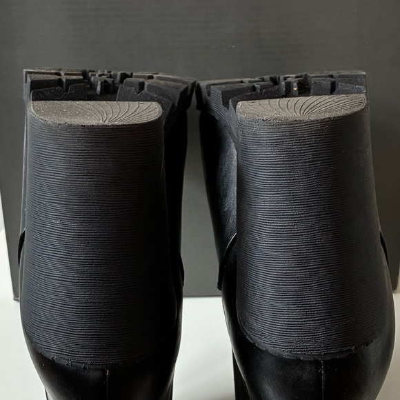 Soda Black Chunky Heel Lug sole Chelsea Boots size 8 - Picture 8 of 13